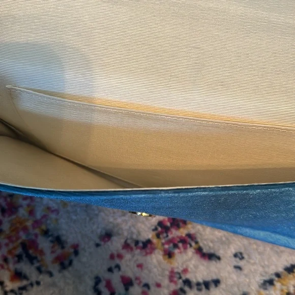 Lilly Pulitzer Velvet Clutch with Gold Bamboo closure - Picture 4 of 7